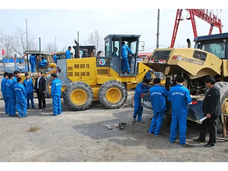 挖机的技能培训